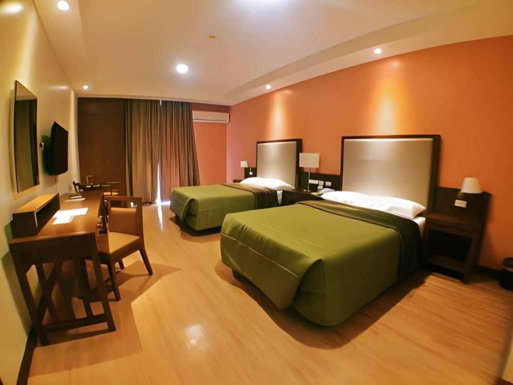 אולונגפו Mansion Garden Hotel מראה חיצוני תמונה